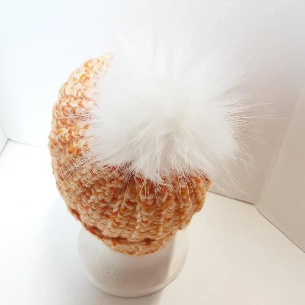Handmade Crochet Winter Pom-Pom Beanie New - Picture 6 of 8